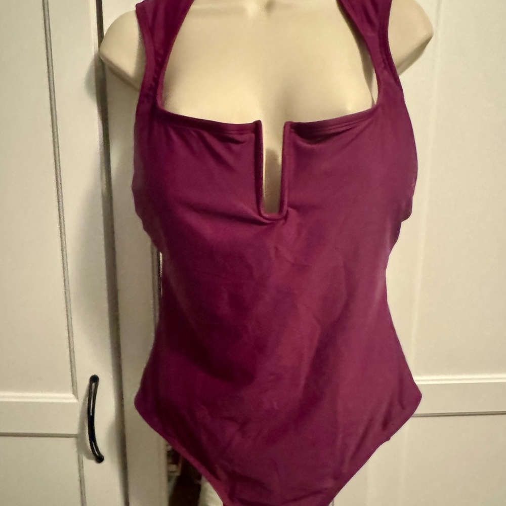 Shade & Shore Red Sleeveless Cut Out Bodysuit